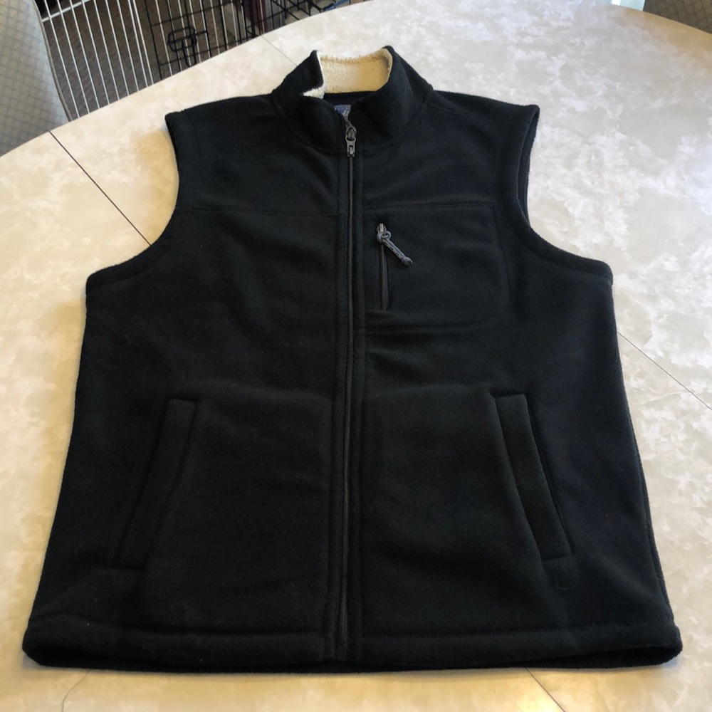 Bass fleece vest